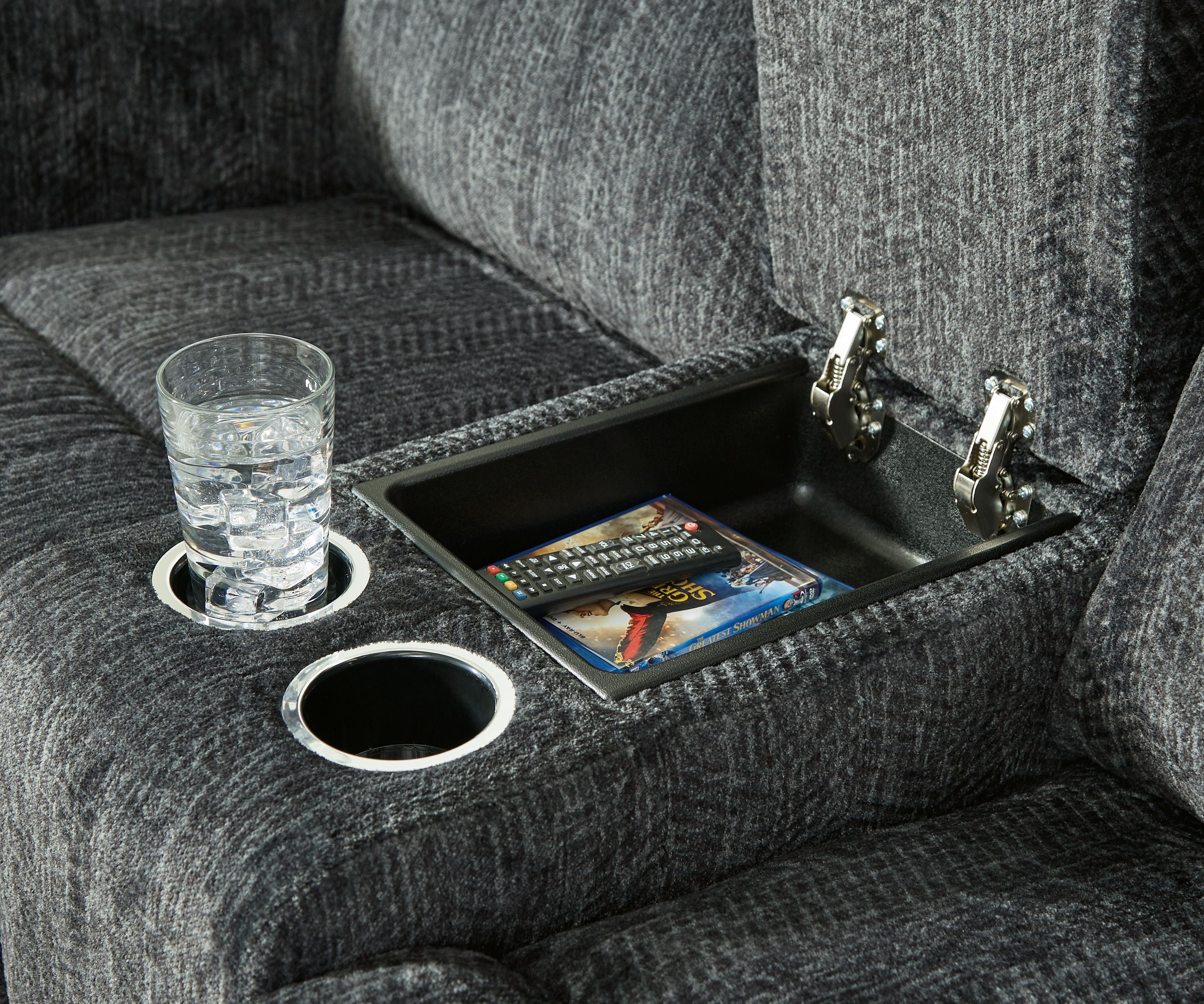 Martinglenn - Reclining Loveseat