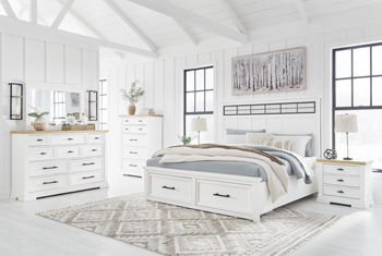 Ashbryn - White / Natural - Queen Storage Footboard