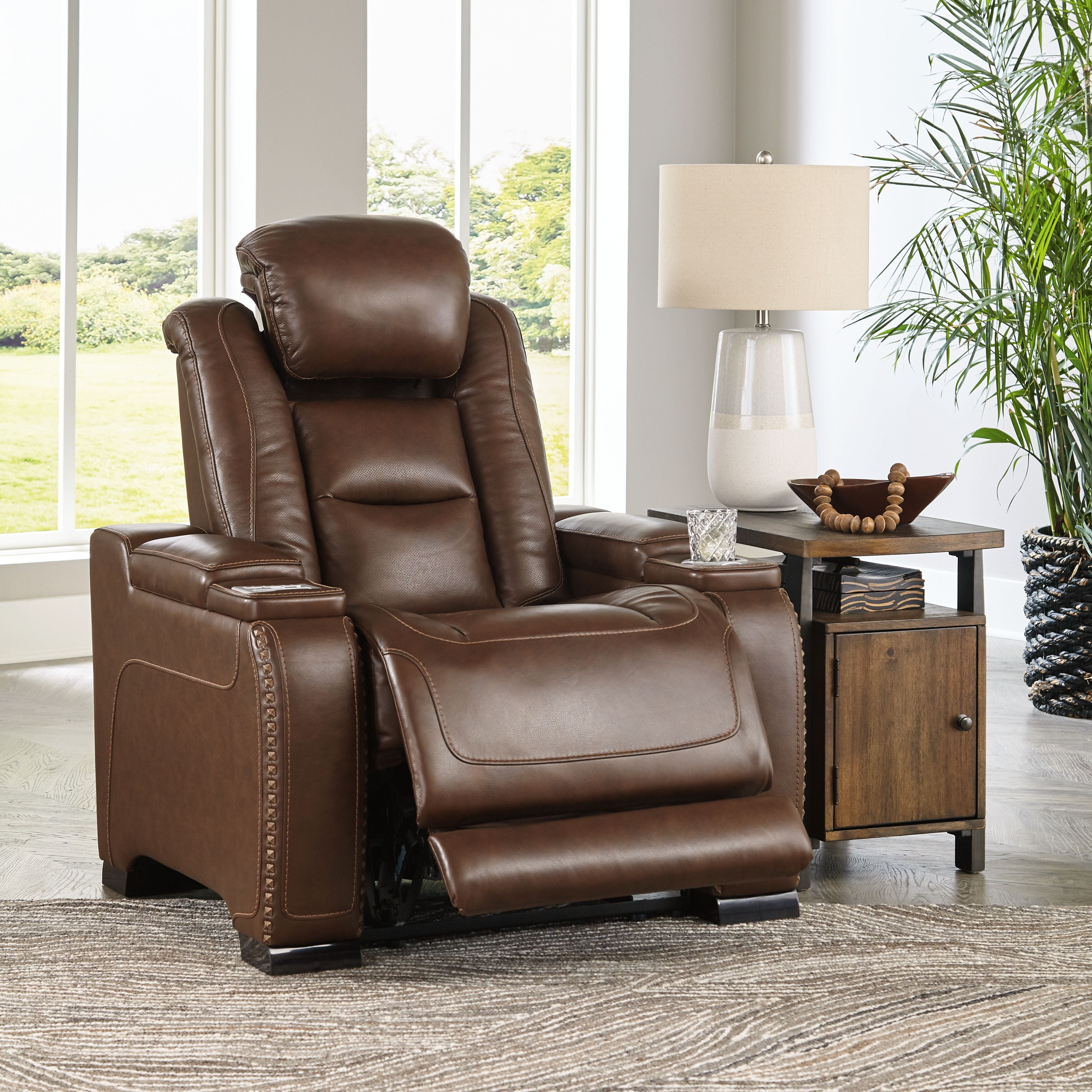 The Man-Den - Power Recliner