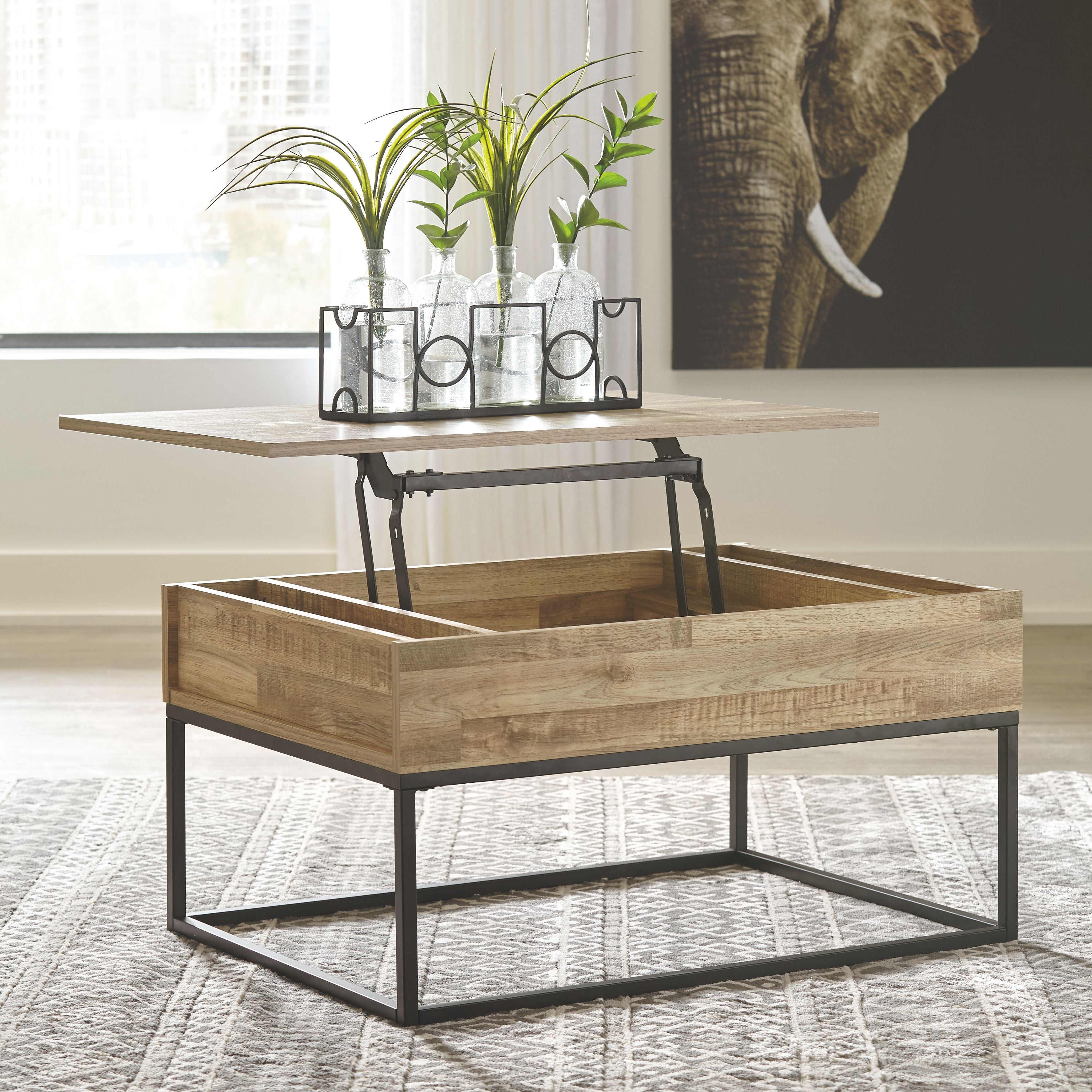 Gerdanet - Natural - Lift Top Cocktail Table