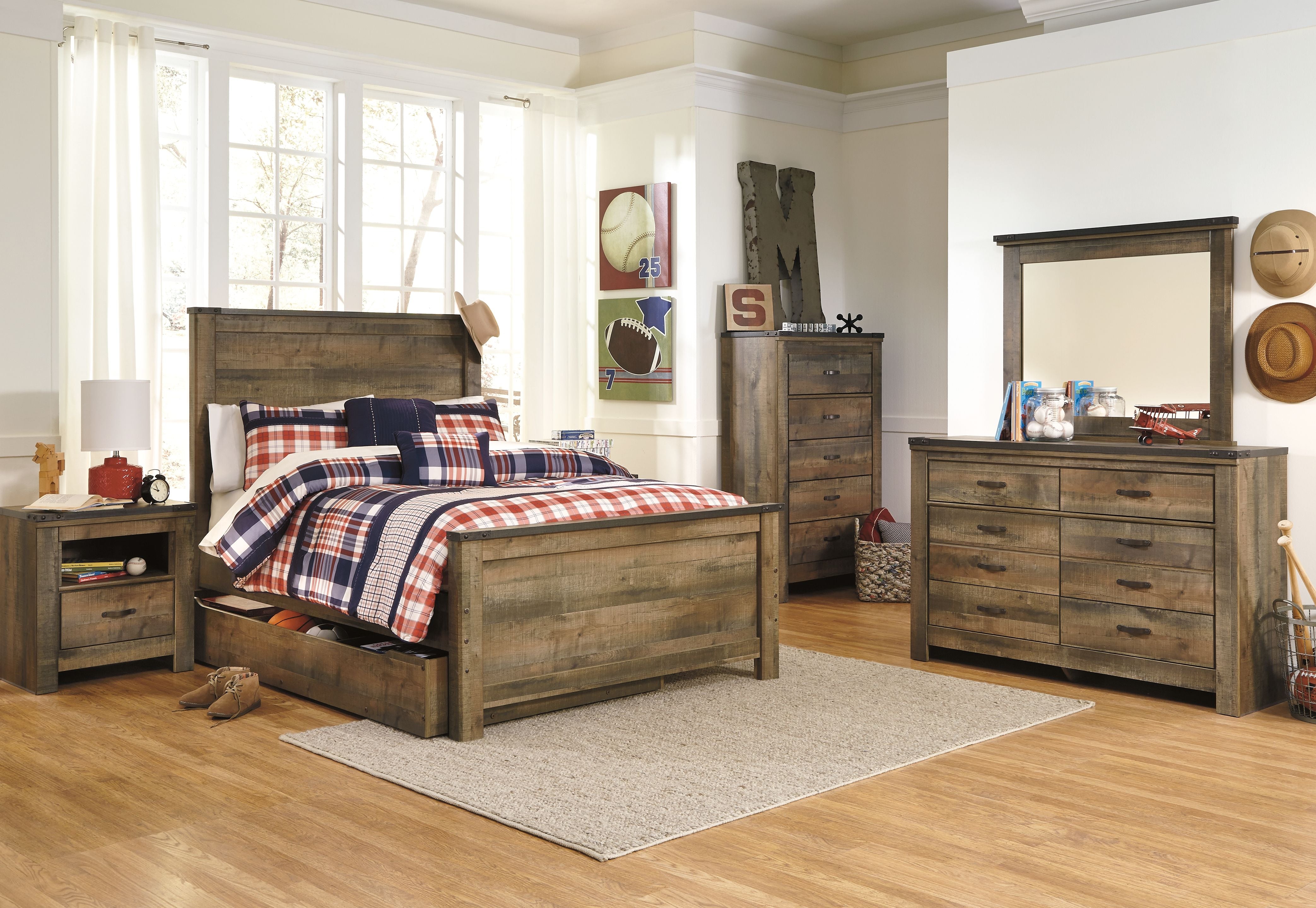 Trinell - Brown - Five Drawer Chest