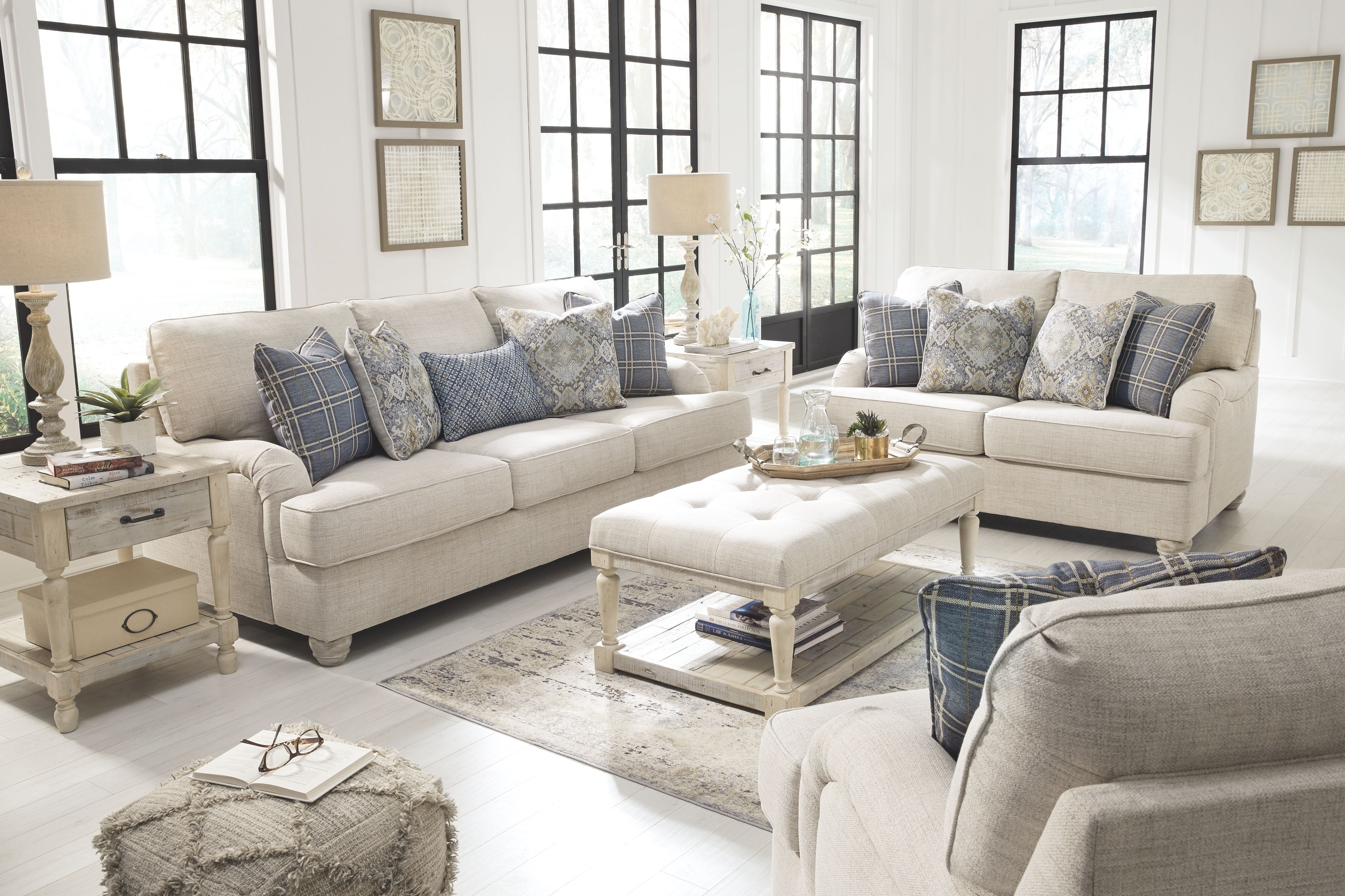 Traemore - Pearl Silver - Loveseat