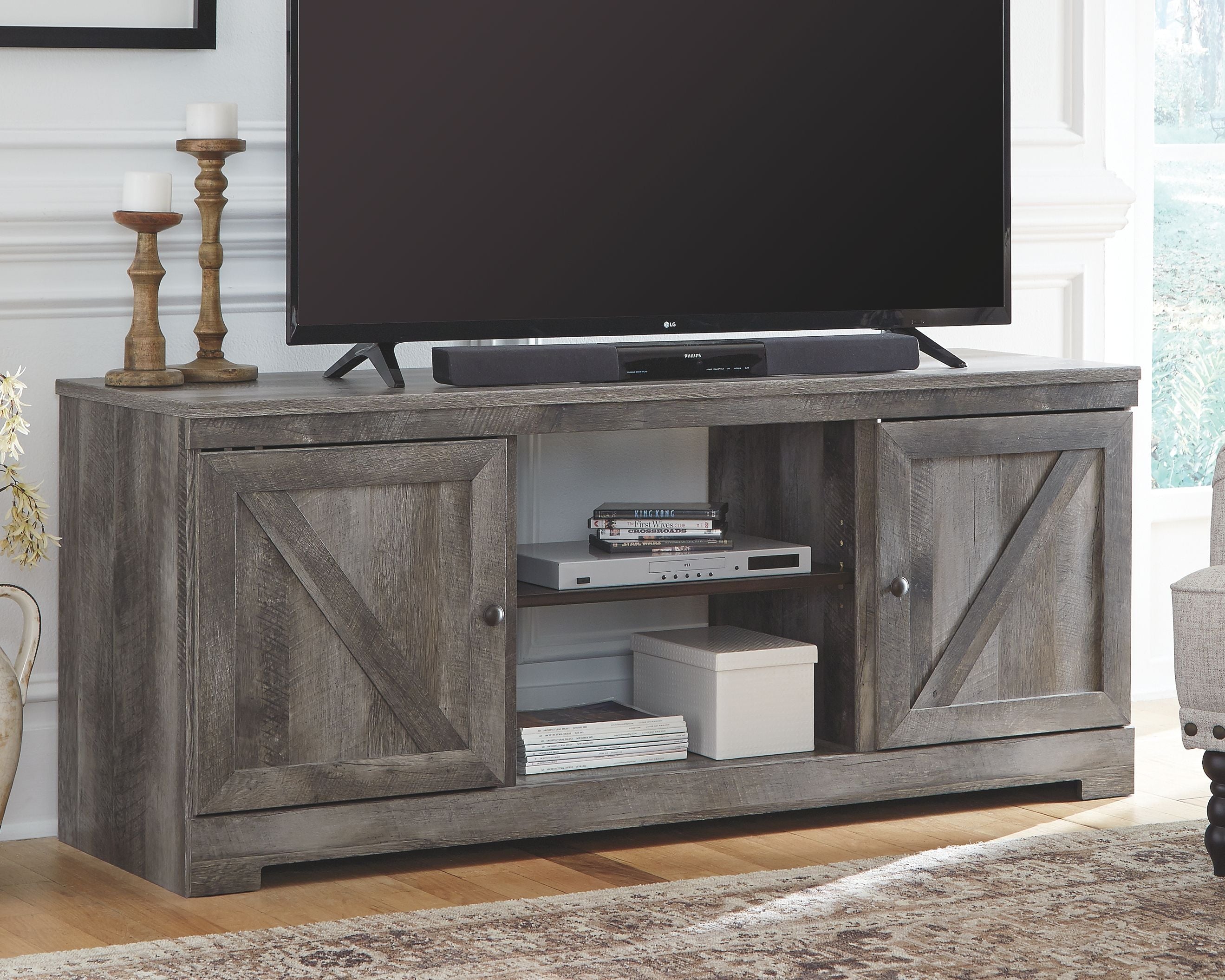 Wynnlow - TV Stand With Fireplace Option