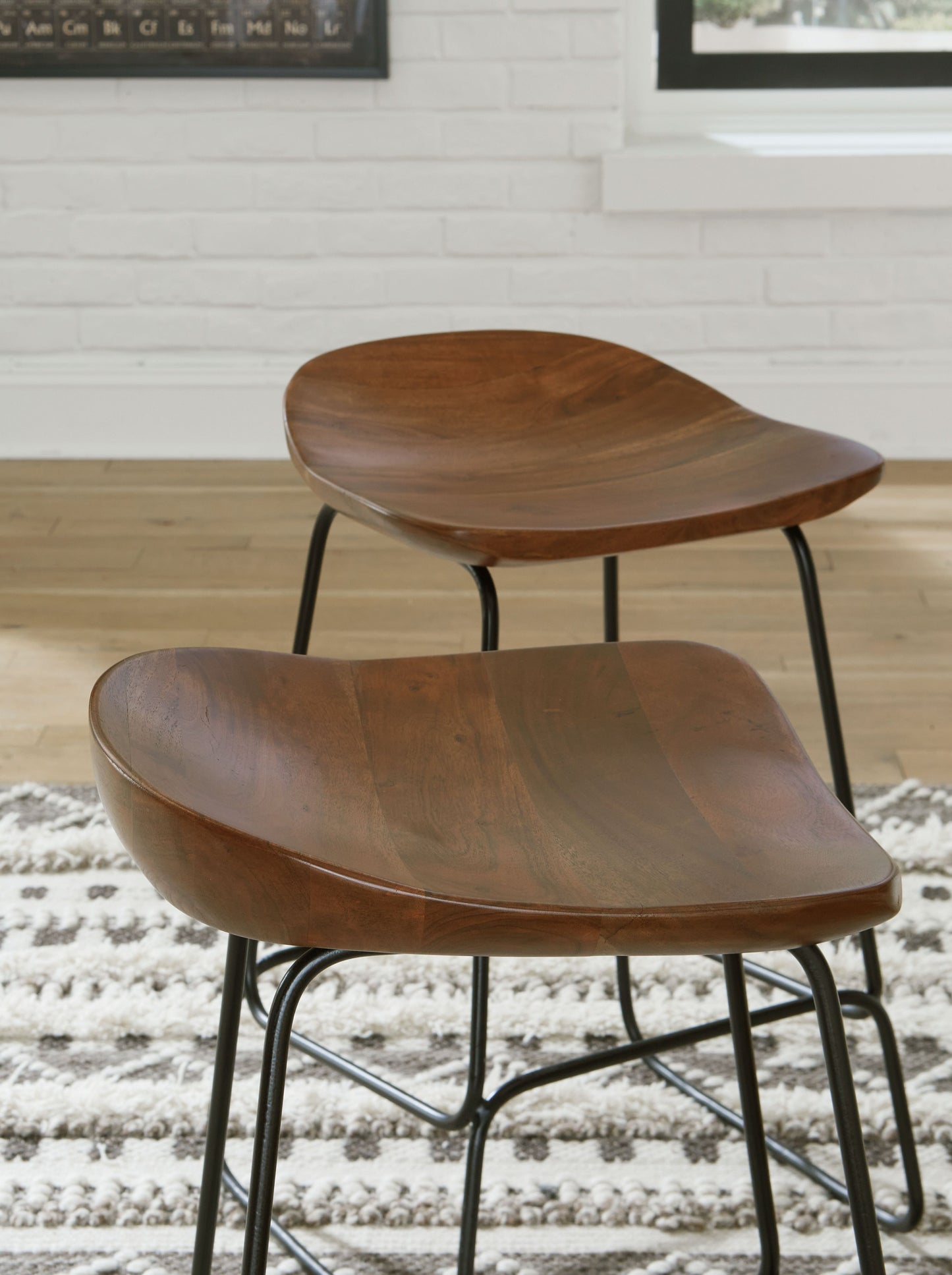 Wilinruck - Dark Brown - Stool (Set of 3)