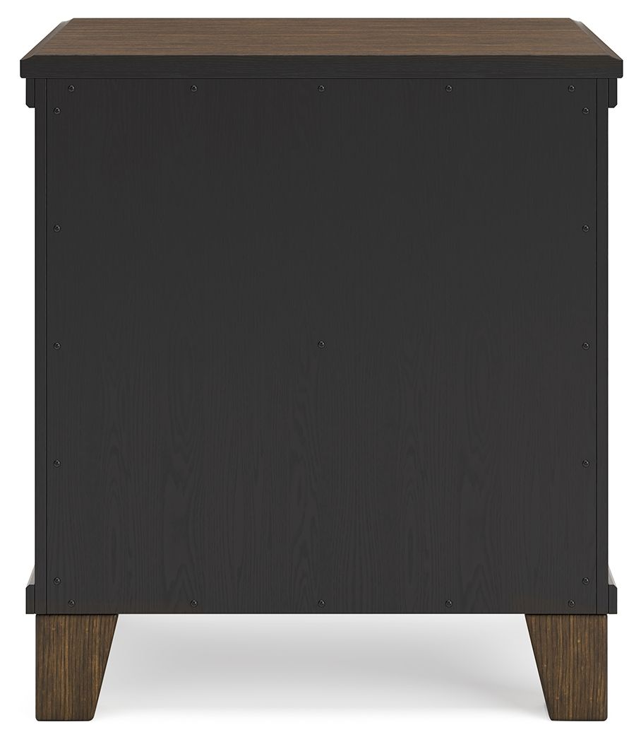 Shawbeck - Medium Brown - Two Drawer Night Stand