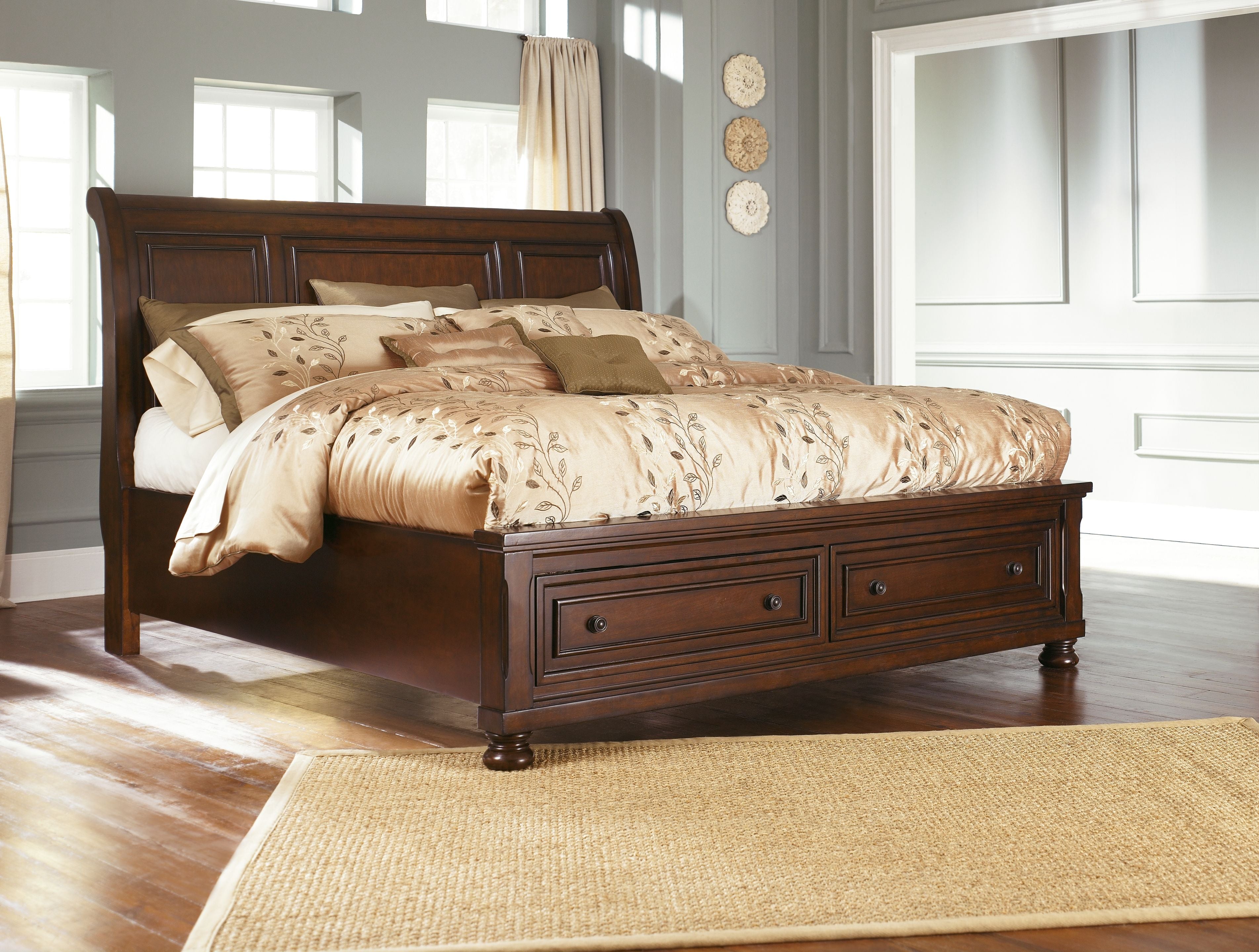 Porter - Rustic Brown - Queen Sleigh Rails