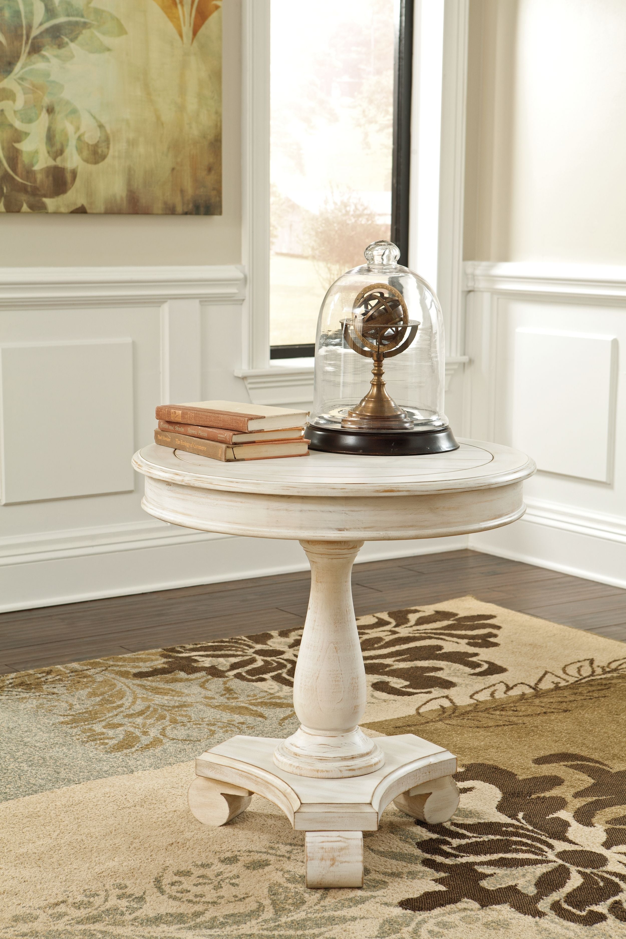 Mirimyn - White - Round Accent Table