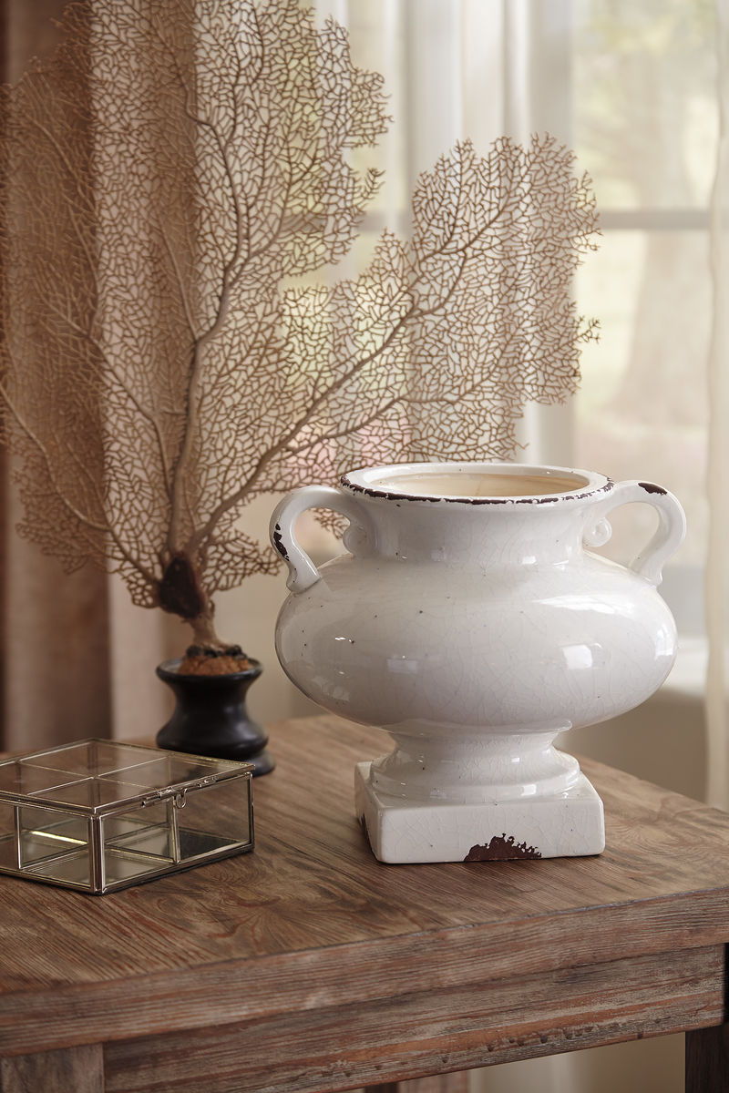 Dierdra - Antique White - Urn